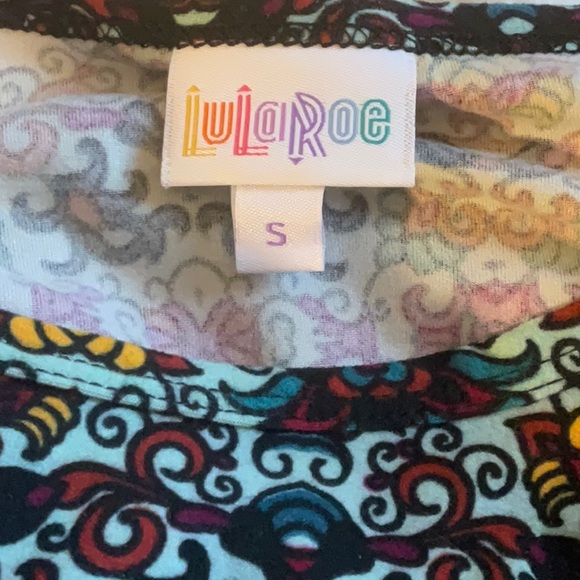 LuLaRoe size small tunic top. Simply comfortable high/low top. - Picture 5 of 6